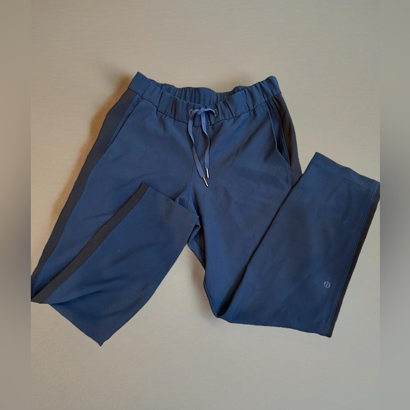 Lululemon On The Fly Pant Woven *Track Stripe
True Navy / Black - Picture 4 of 5
